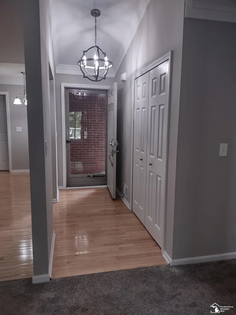 25435 Tara Lane Brownstown Charter Township MI 48134