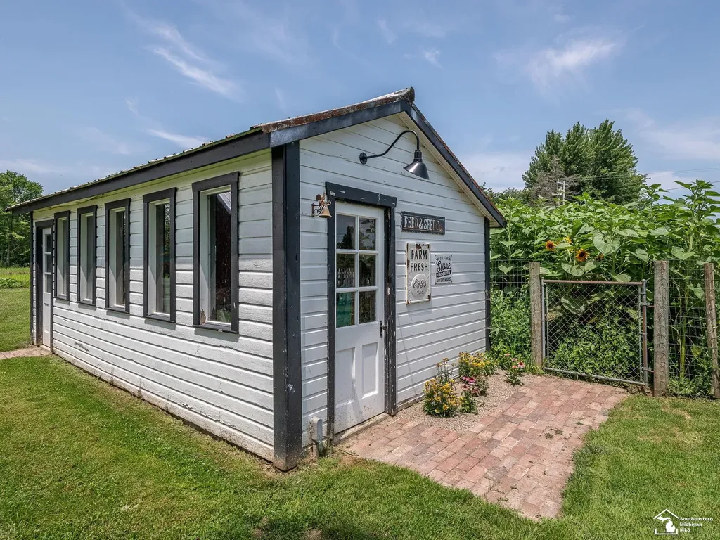 4803 Colf Road Exeter Township MI 48117