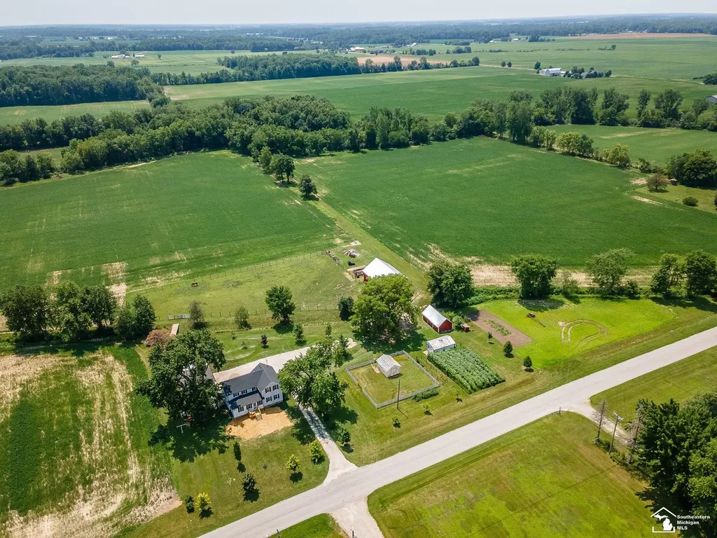 4803 Colf Road Exeter Township MI 48117