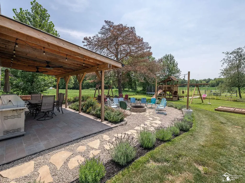4803 Colf Road Exeter Township MI 48117