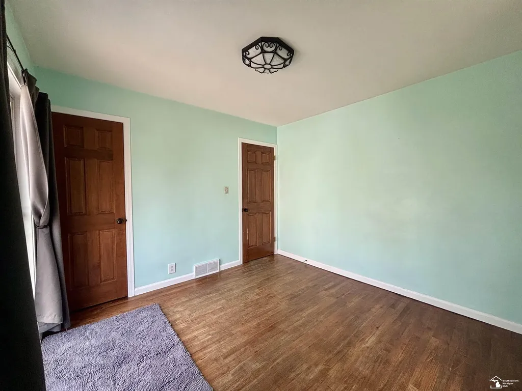 13506 Longtin Street Southgate City MI 48195