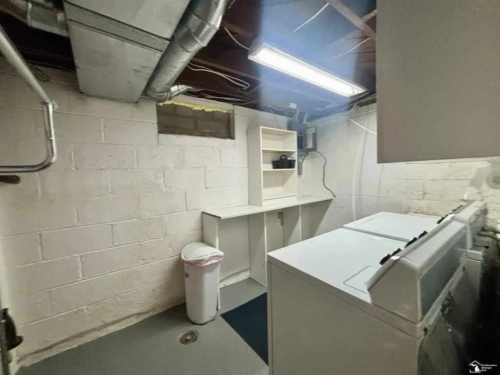 13506 Longtin Street Southgate City MI 48195