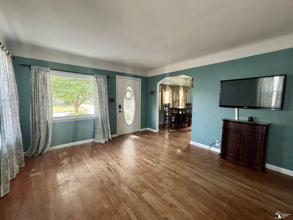 13506 Longtin Street Southgate City MI 48195