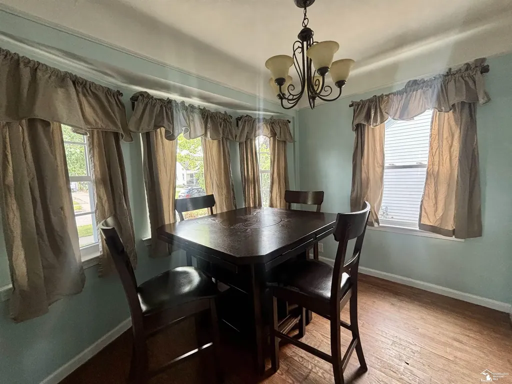 13506 Longtin Street Southgate City MI 48195