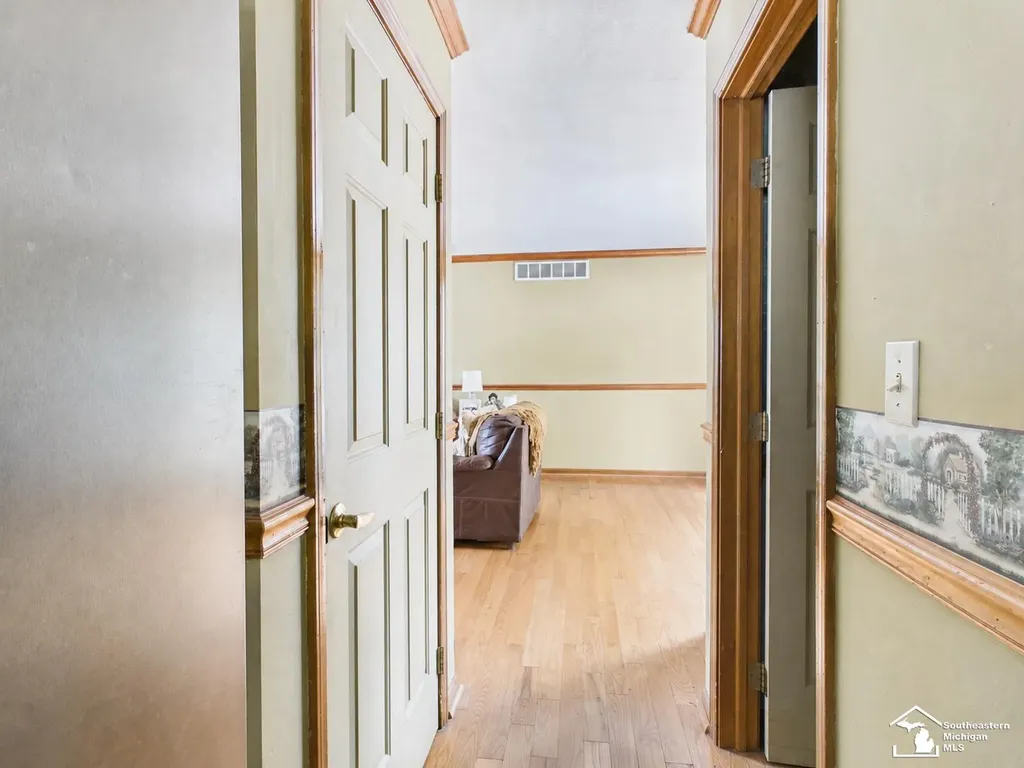 817 W 5th Street Monroe Charter Township MI 48161