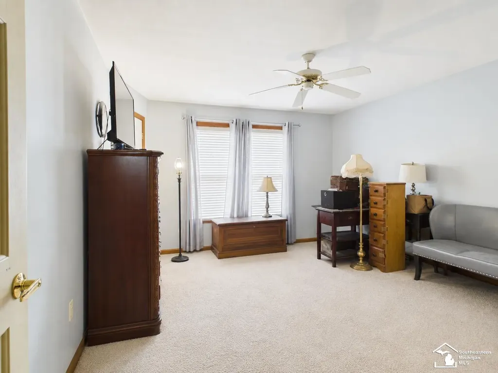 817 W 5th Street Monroe Charter Township MI 48161