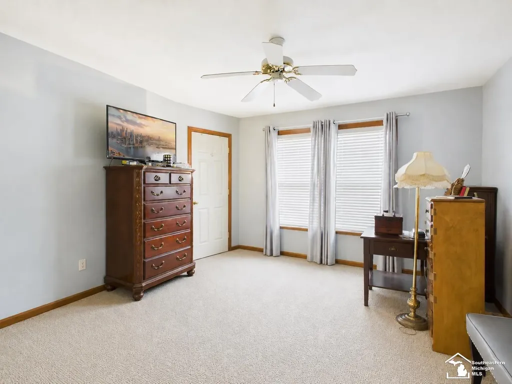 817 W 5th Street Monroe Charter Township MI 48161