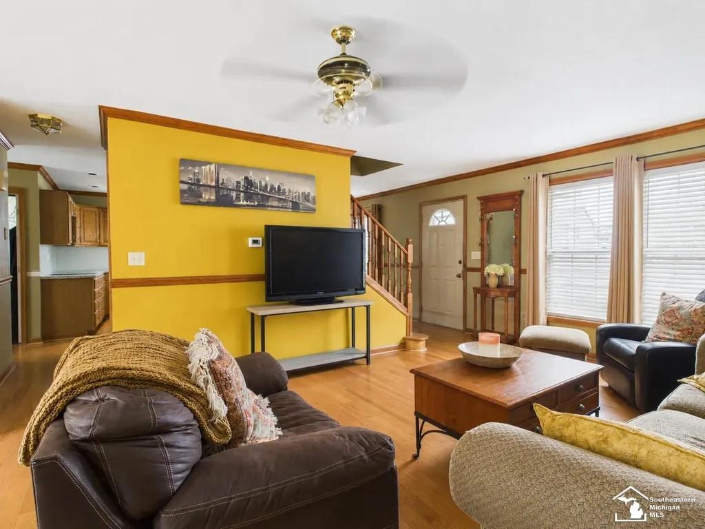 817 W 5th Street Monroe Charter Township MI 48161