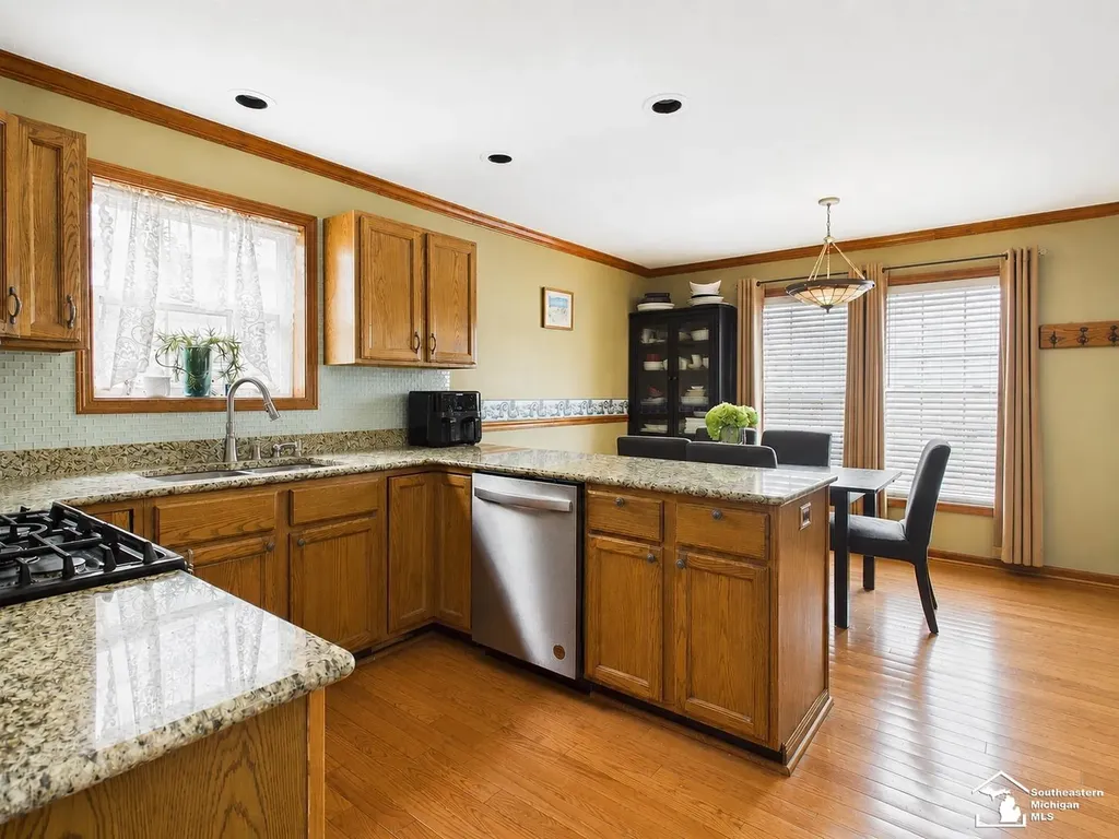 817 W 5th Street Monroe Charter Township MI 48161