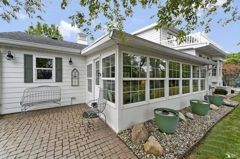 542 Fox Drive Monroe City MI 48161