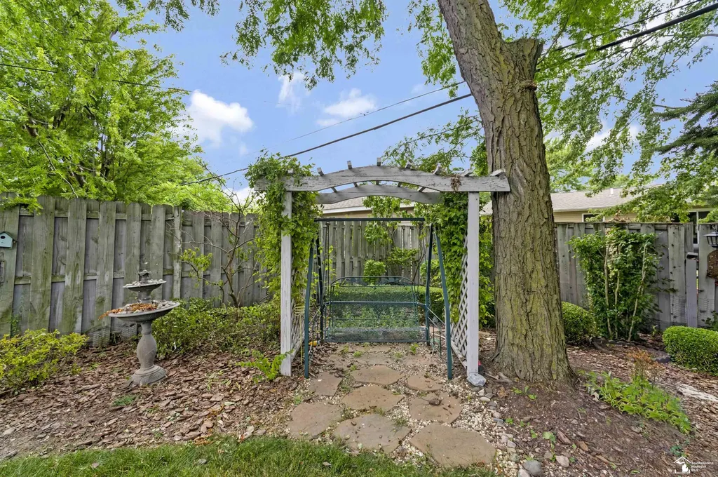 542 Fox Drive Monroe City MI 48161