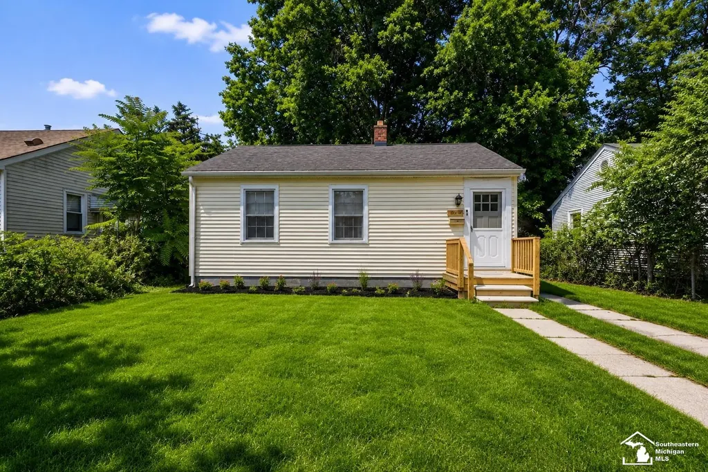 3245 Inman Street Ferndale City MI 48220