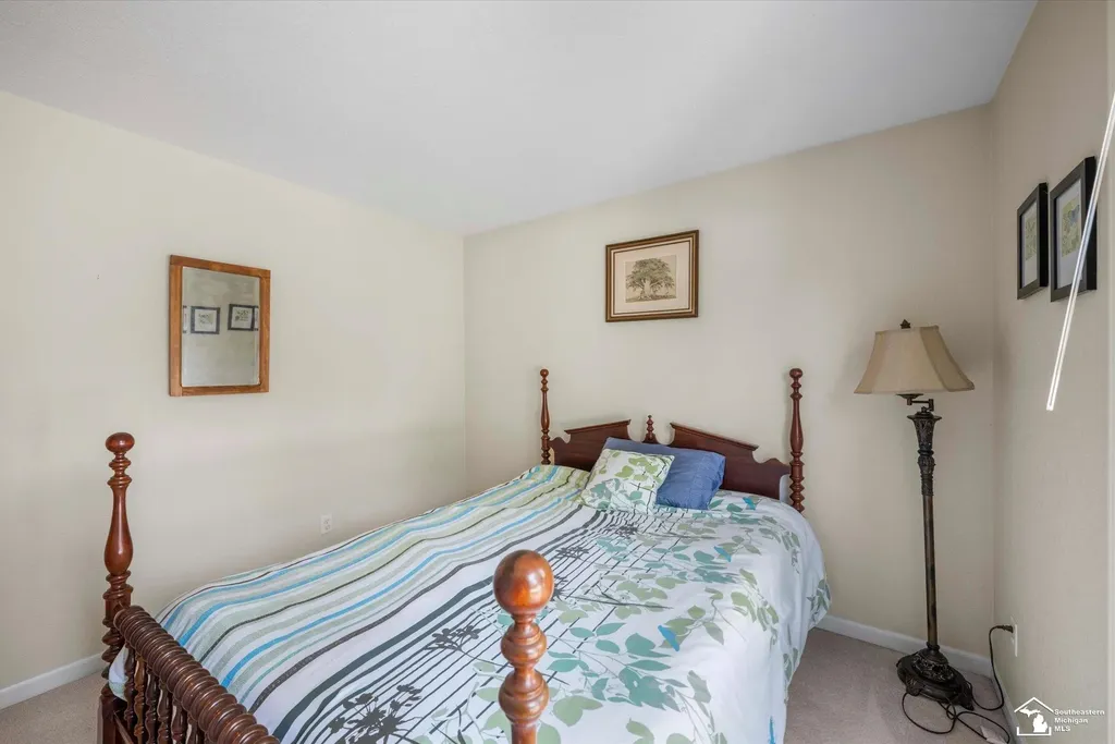 6646 Greenbriar Lane Bedford Township MI 48182