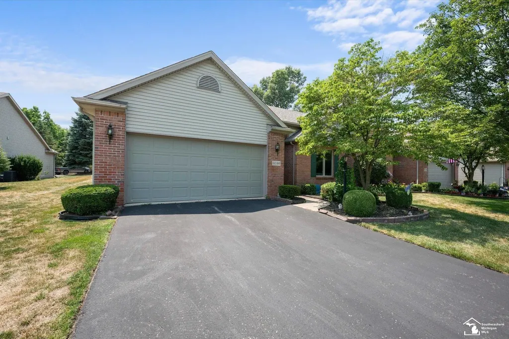 6646 Greenbriar Lane Bedford Township MI 48182