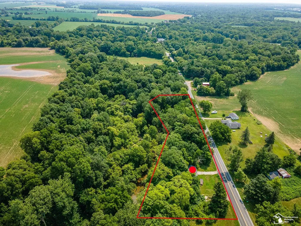 1606 Mooreville Road York Charter Township MI 48160