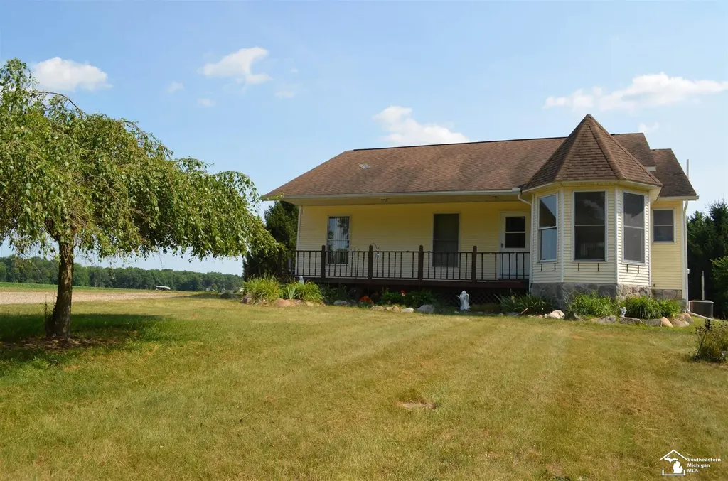 2977 Oakley Road Ingham Township MI 49285