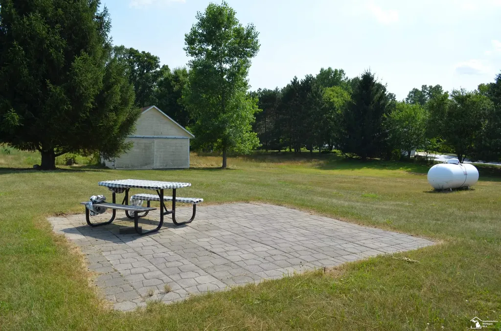 2977 Oakley Road Ingham Township MI 49285