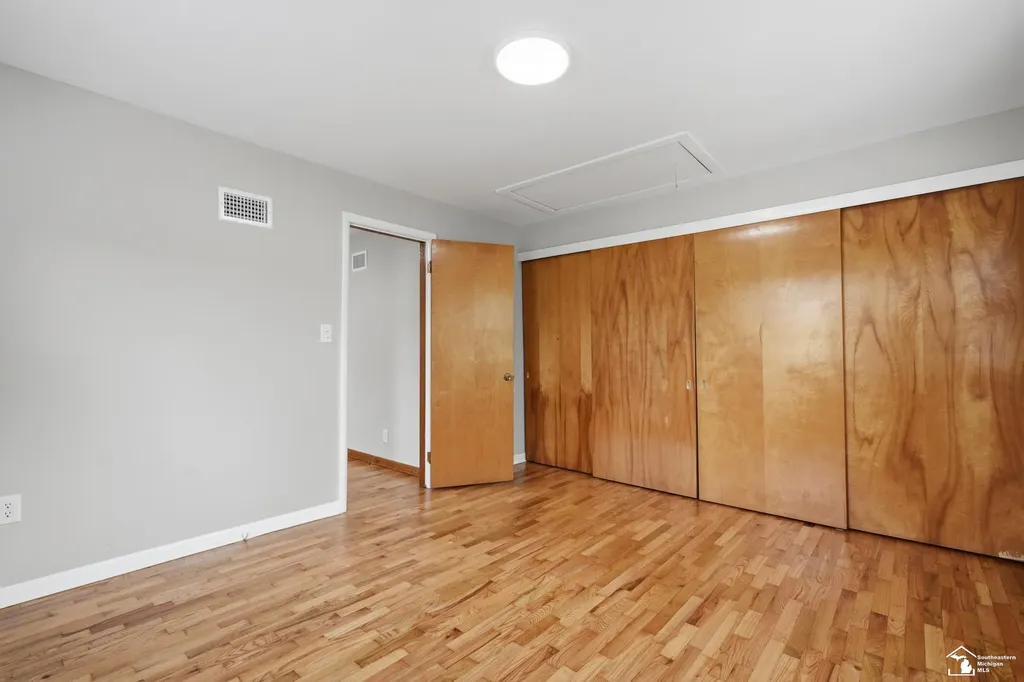 12891 Crane Street Carleton Village MI 48117