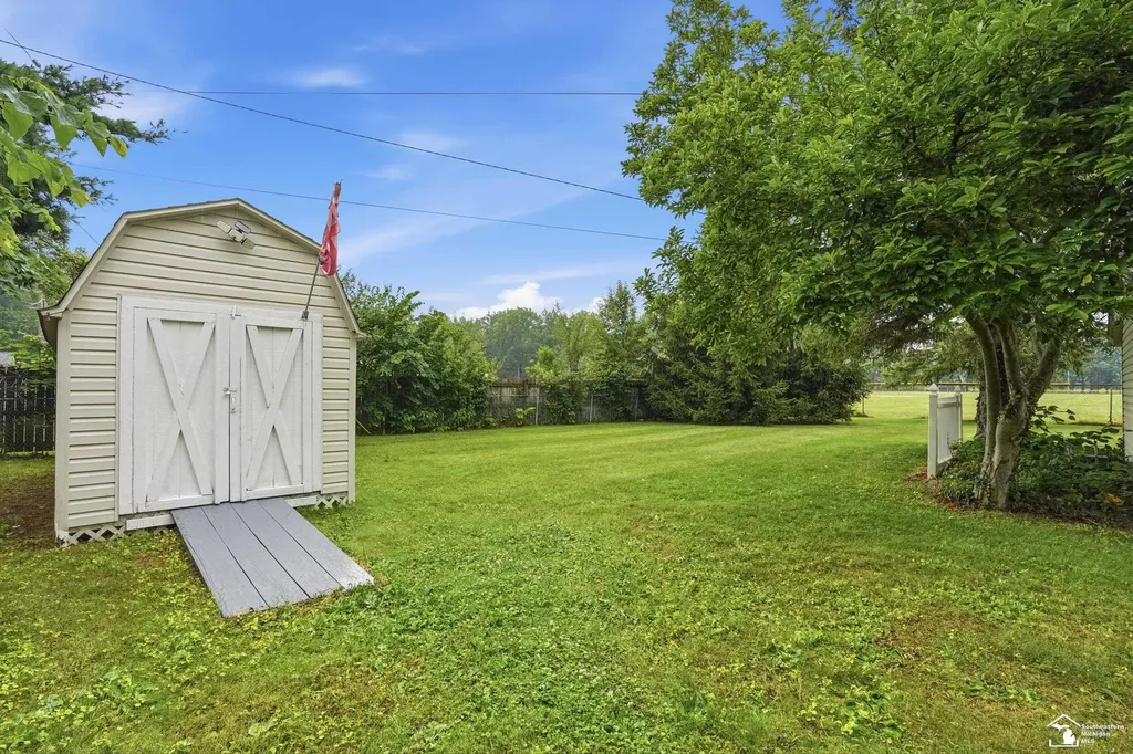 12891 Crane Street Carleton Village MI 48117
