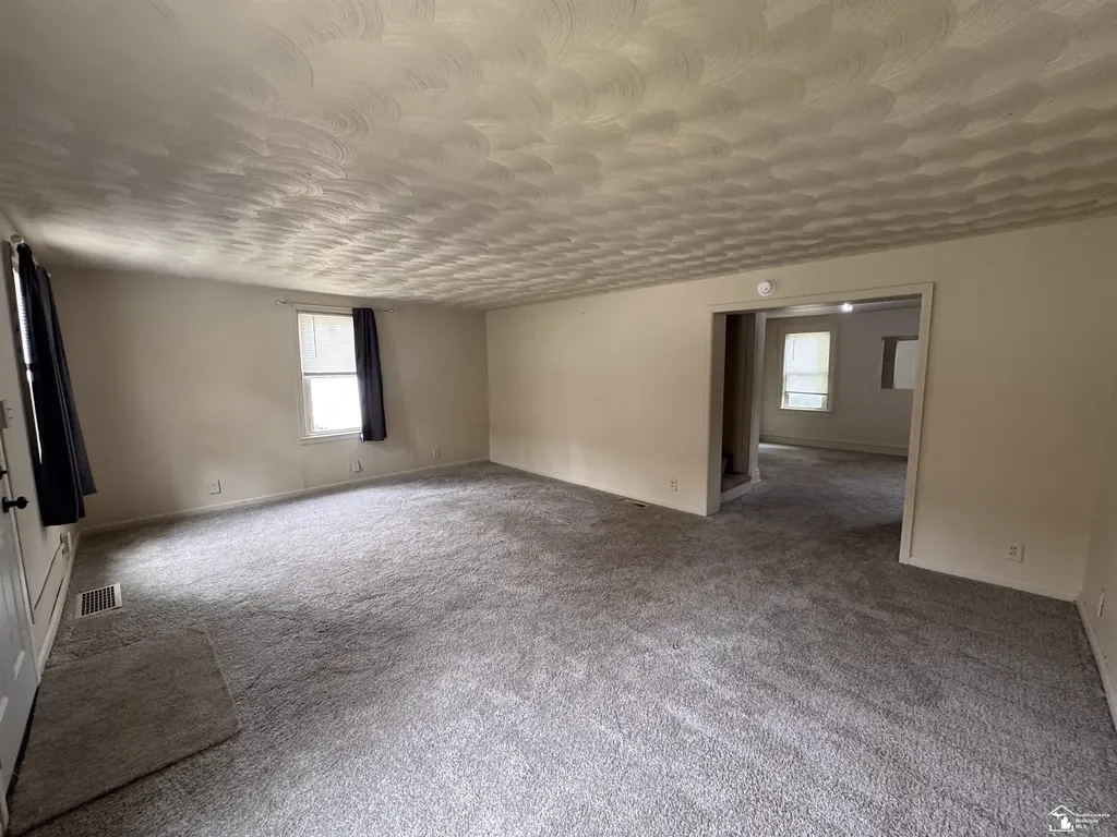 617 Union Street Monroe City MI 48161