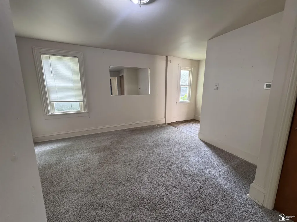 617 Union Street Monroe City MI 48161