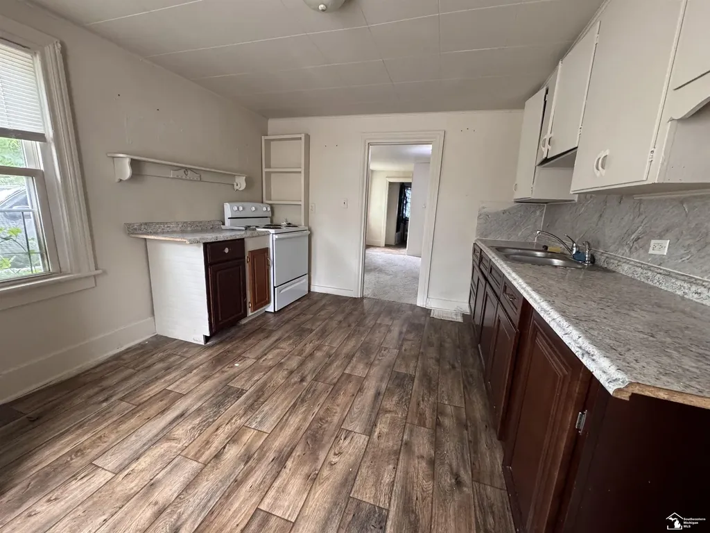 617 Union Street Monroe City MI 48161