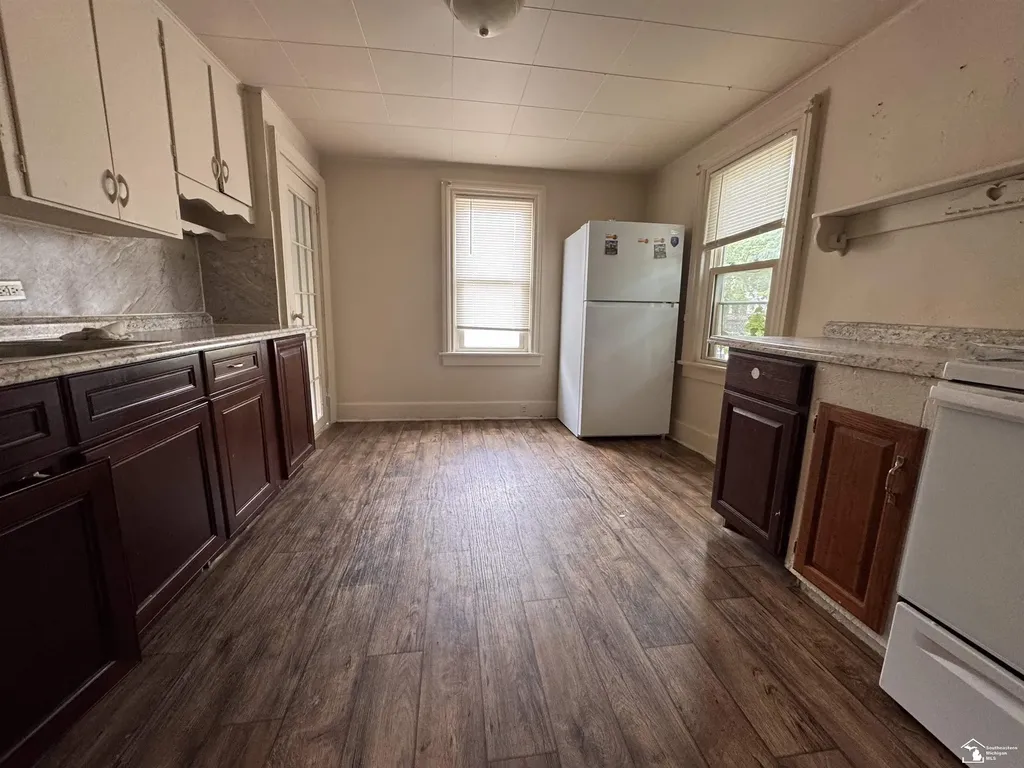 617 Union Street Monroe City MI 48161