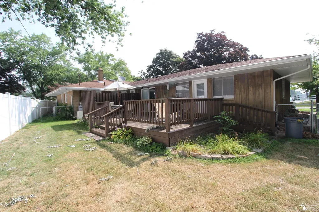 5043 Brentwood Drive Monroe Charter Township MI 48161