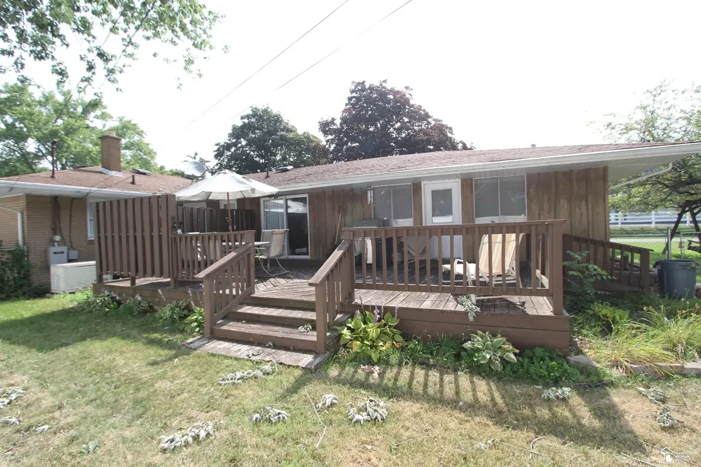 5043 Brentwood Drive Monroe Charter Township MI 48161