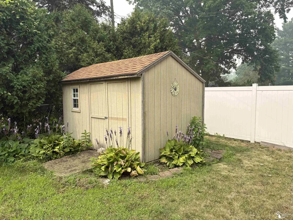 5043 Brentwood Drive Monroe Charter Township MI 48161