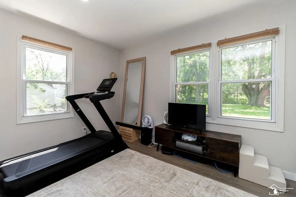 8413 Summerfield Road Bedford Township MI 48144
