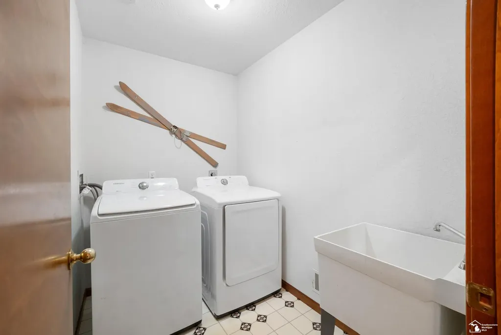 7309 Silo Meadows Drive Bedford Township MI 48182