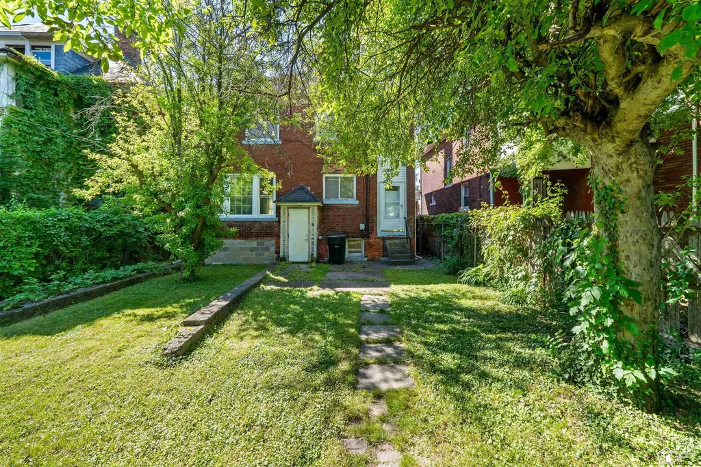 4392 Pacific Street Detroit City MI 48204