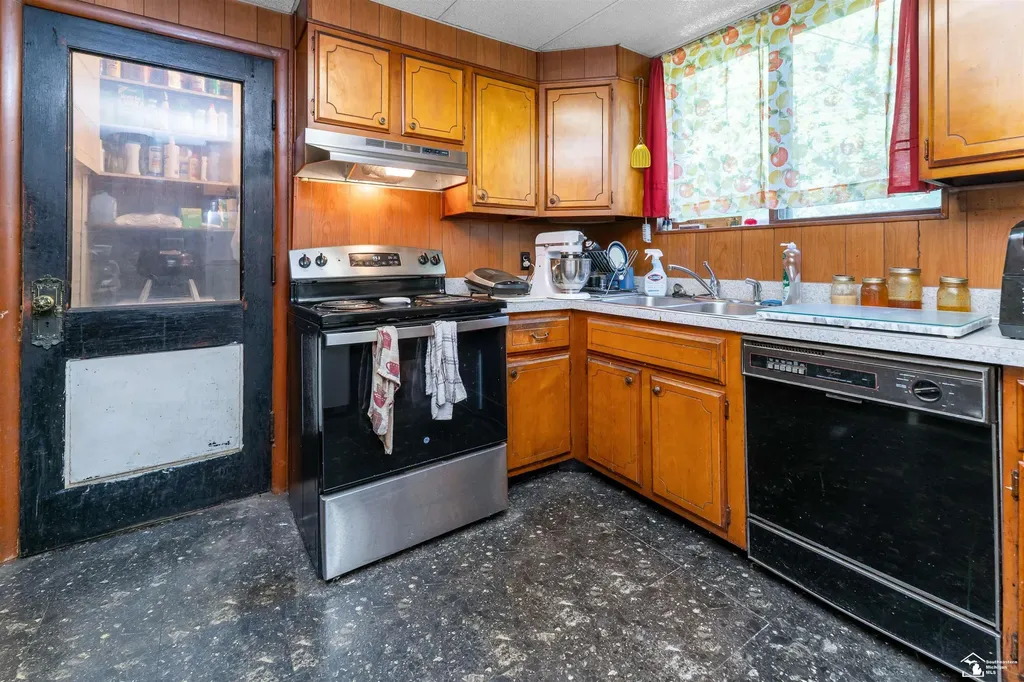 4392 Pacific Street Detroit City MI 48204