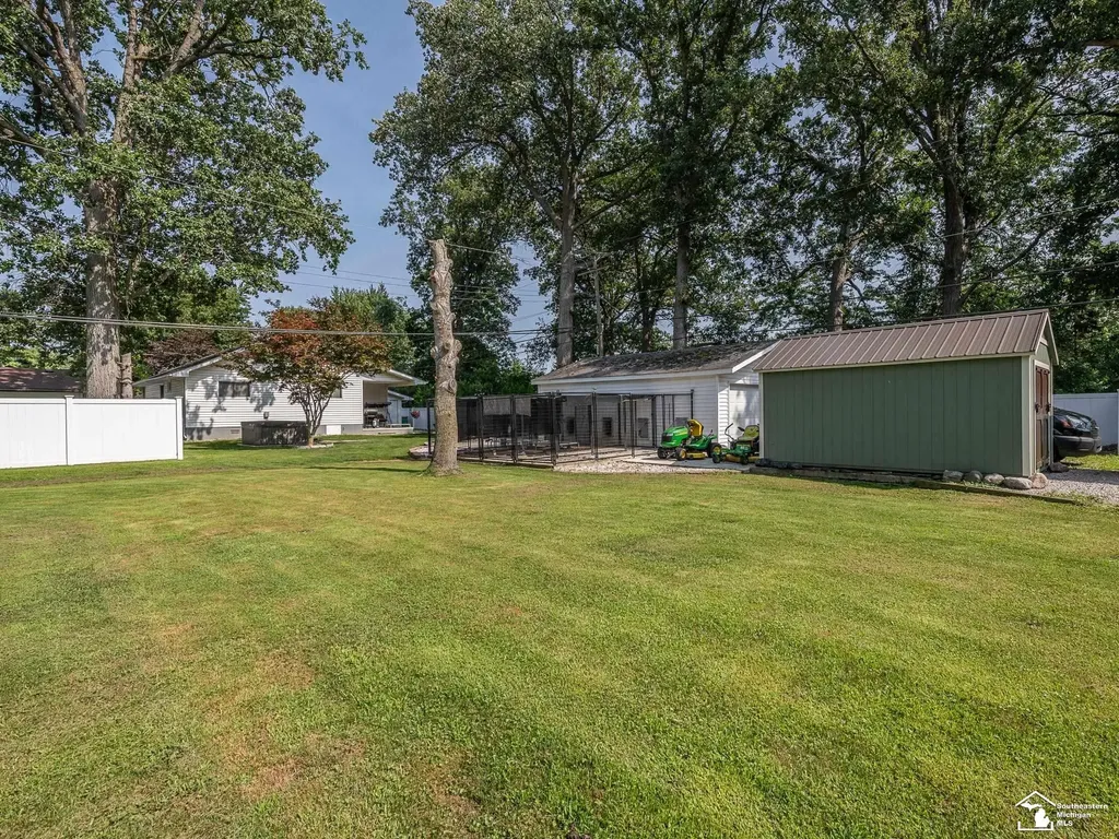 24860 Woodland Drive Brownstown Charter Township MI 48134