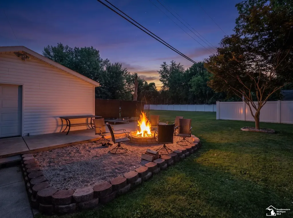 24860 Woodland Drive Brownstown Charter Township MI 48134