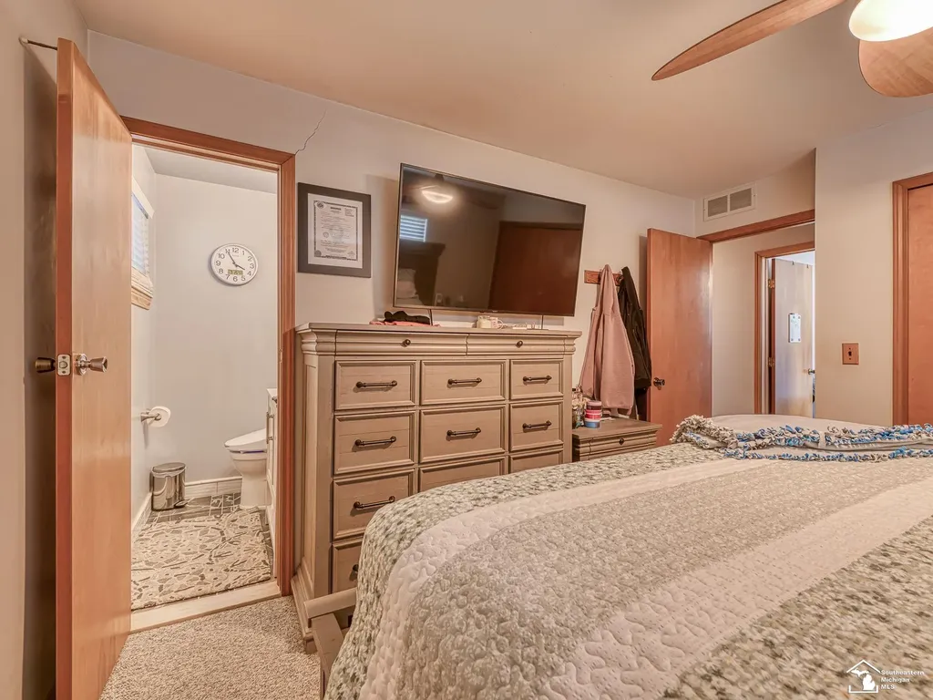 24860 Woodland Drive Brownstown Charter Township MI 48134