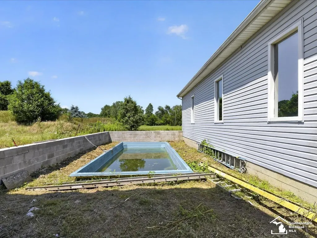 14844 Ida West Road Petersburg City MI 49270