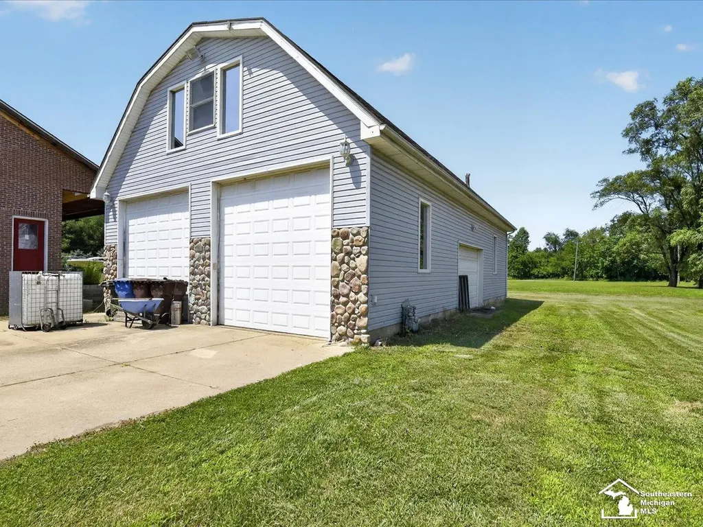 14844 Ida West Road Petersburg City MI 49270
