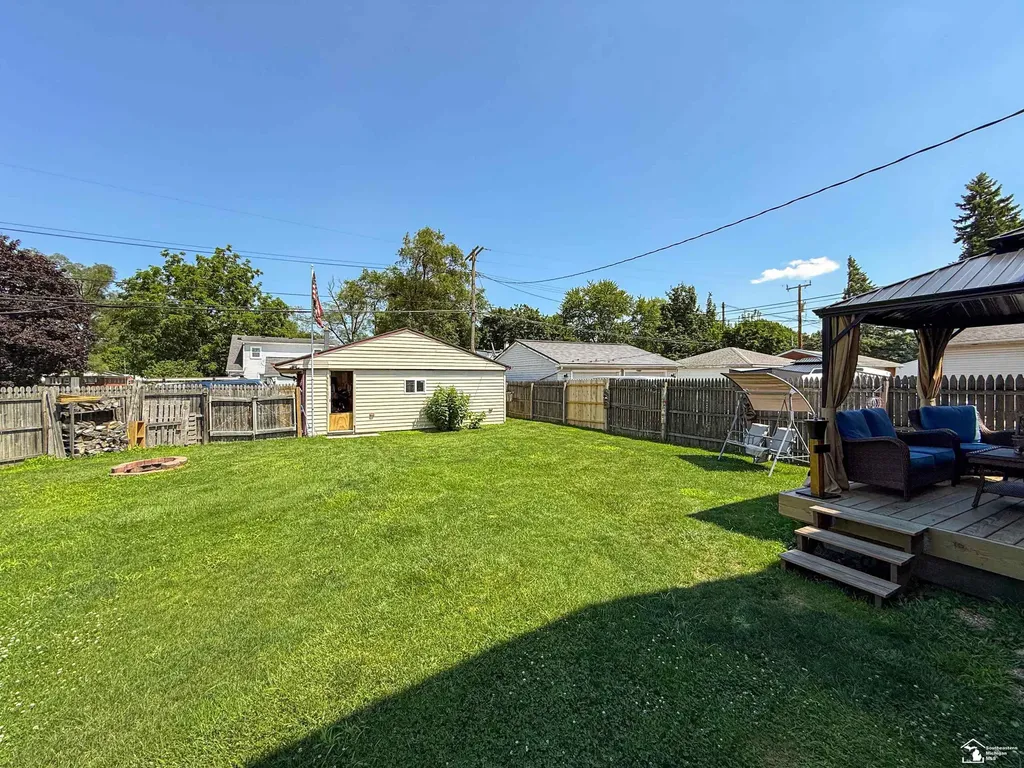 7809 Campbell Street Taylor City MI 48180