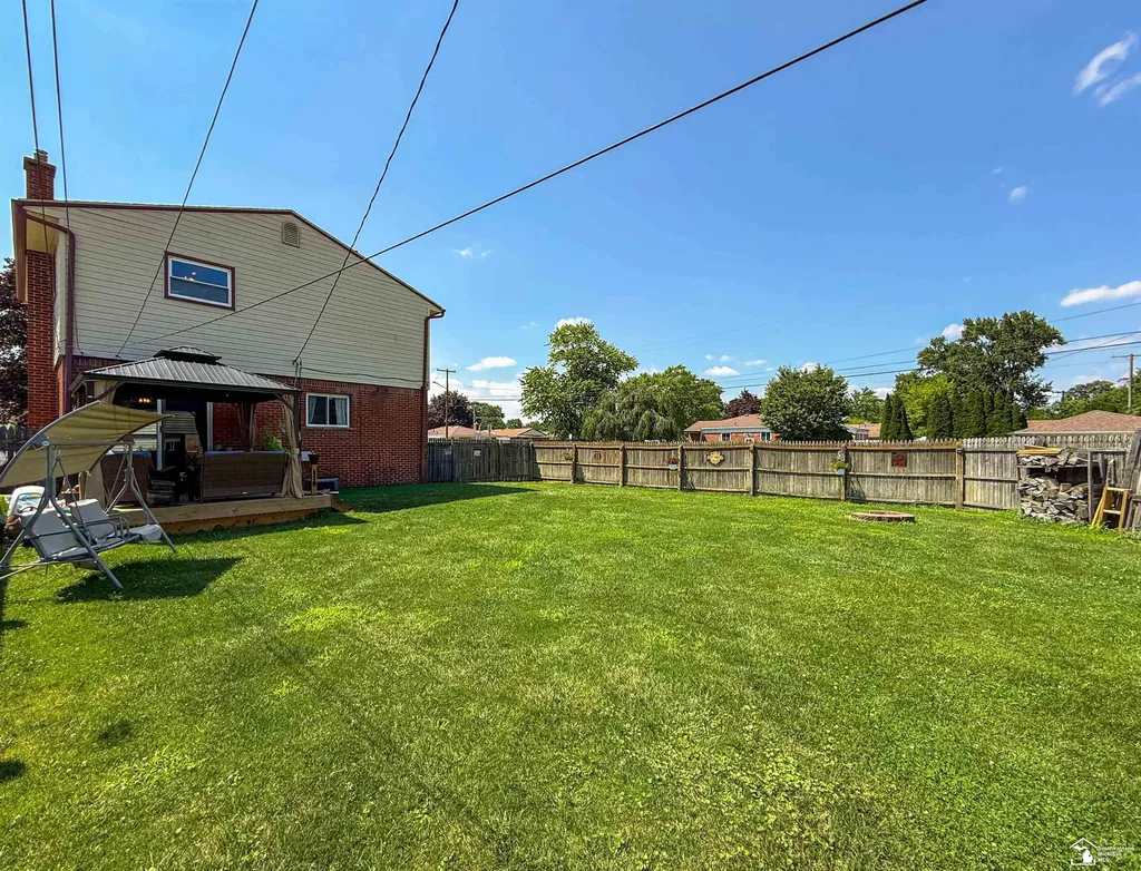 7809 Campbell Street Taylor City MI 48180