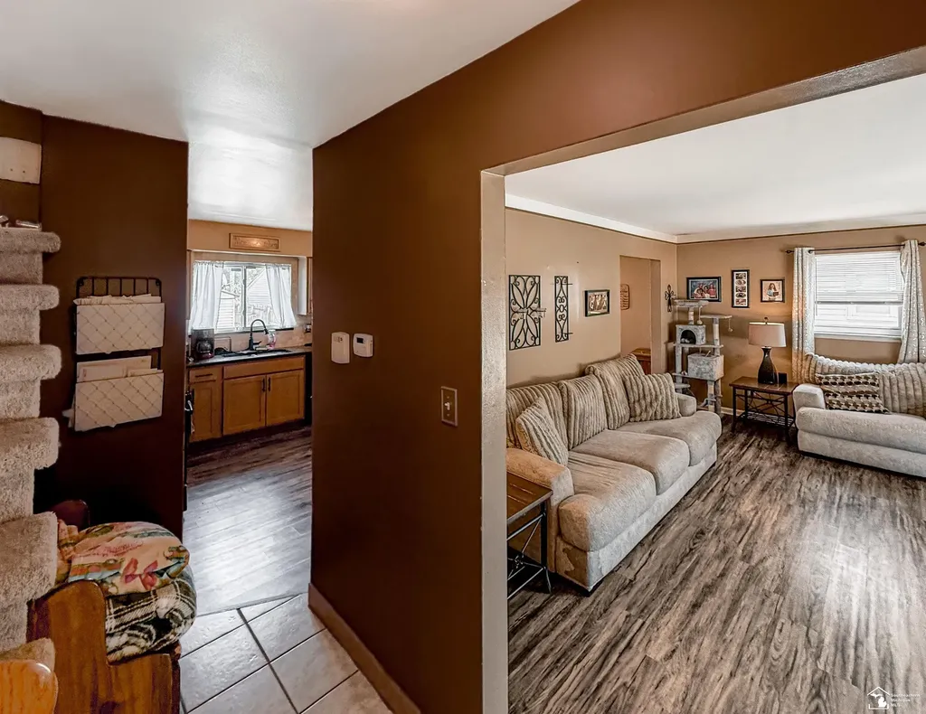 7809 Campbell Street Taylor City MI 48180