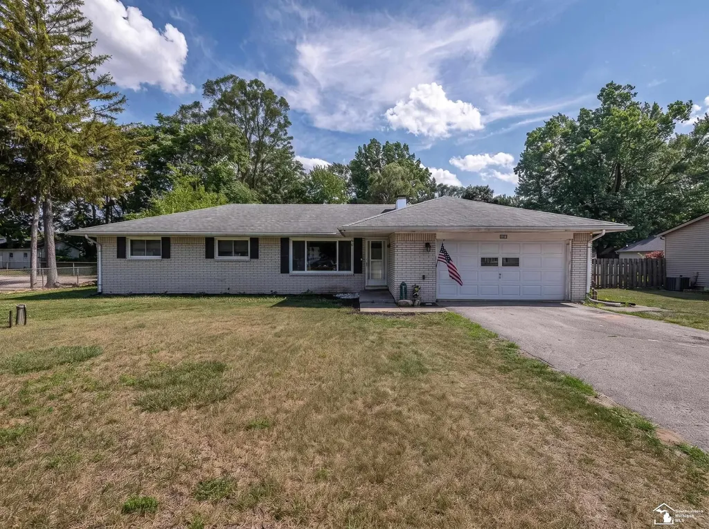 1021 Hackman Drive Bedford Township MI 48182