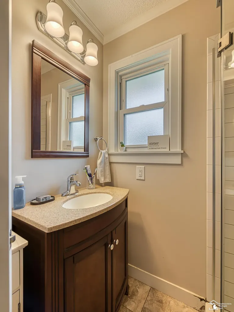 1021 Hackman Drive Bedford Township MI 48182