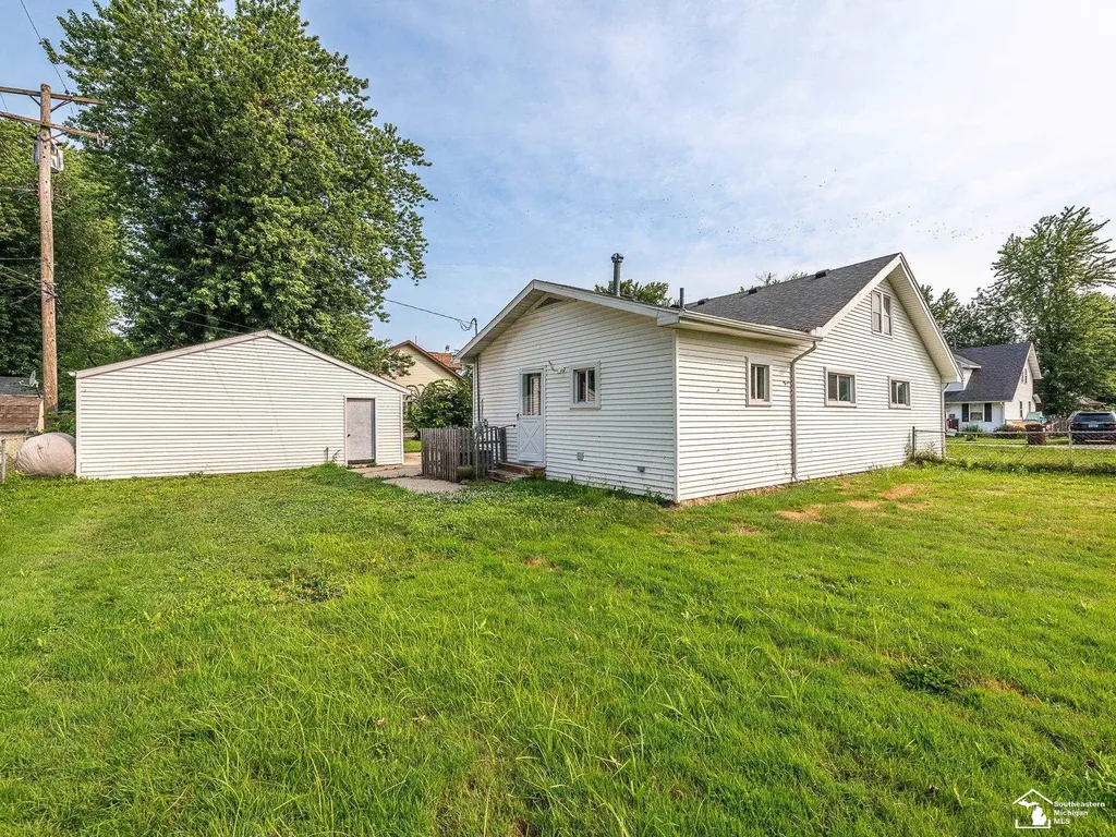 3278 Maplewood Street Frenchtown Township MI 48162