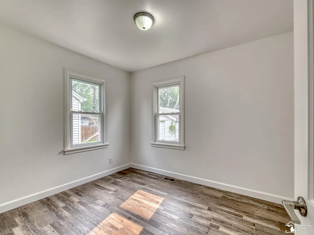 1322 Michigan Avenue Monroe Charter Township MI 48162