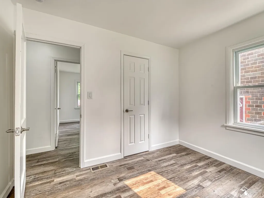 1322 Michigan Avenue Monroe Charter Township MI 48162