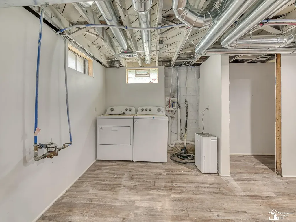 1322 Michigan Avenue Monroe Charter Township MI 48162