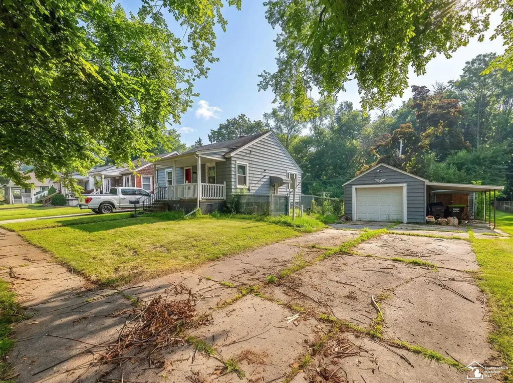 1322 Michigan Avenue Monroe Charter Township MI 48162