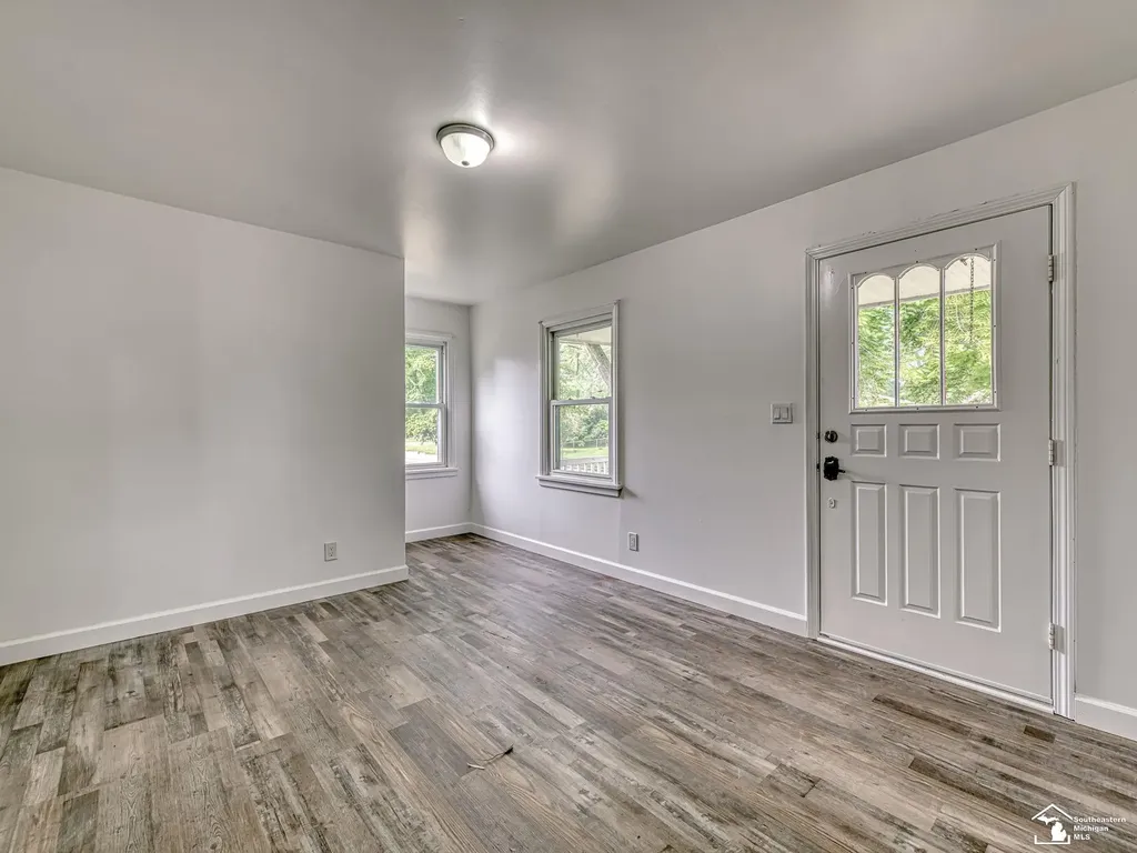 1322 Michigan Avenue Monroe Charter Township MI 48162